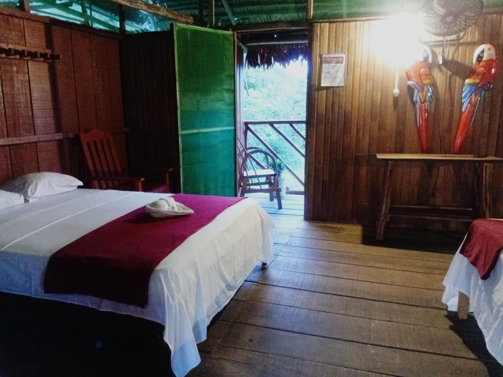 Casa Kukama Lodge イキトス エクステリア 写真