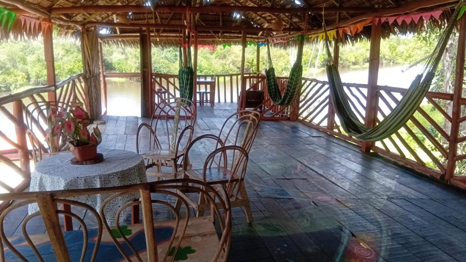Casa Kukama Lodge イキトス エクステリア 写真